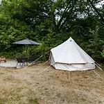 Tente Glamping éco-chic *