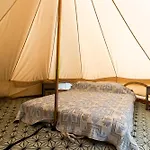 캠프장 Tente Glamping Eco-chic Auriac-du-Périgord